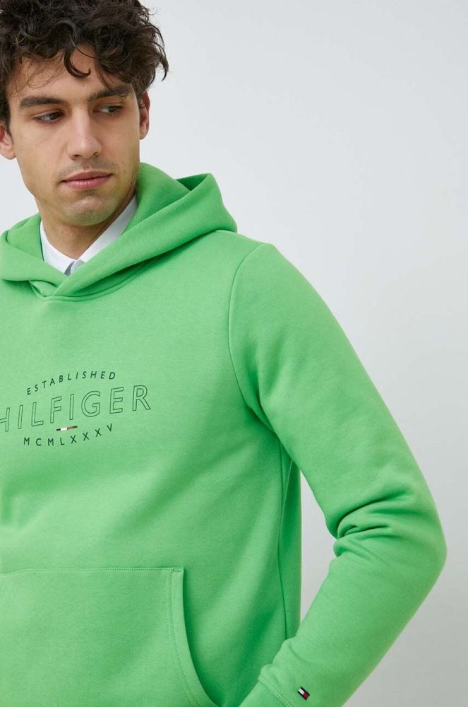 Кофта Tommy Hilfiger чоловіча колір зелений з капюшоном з принтом (3035477)
